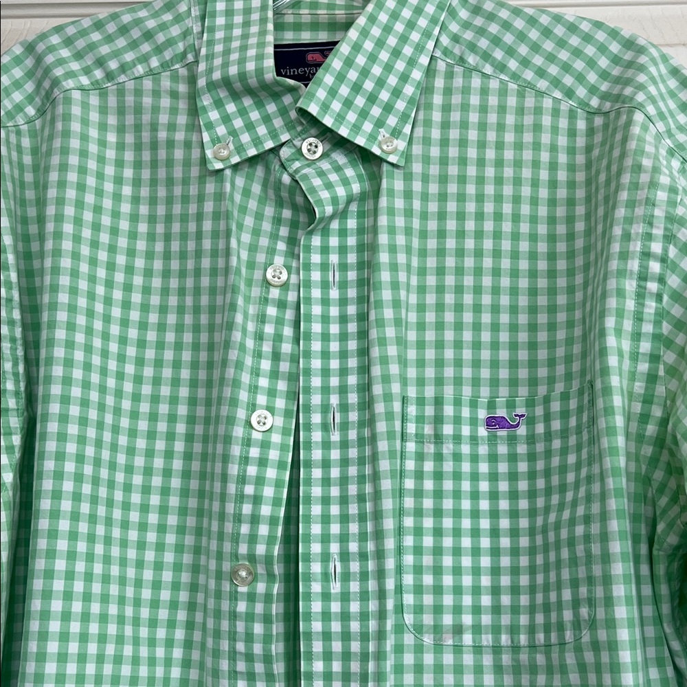 Vineyard Vines Men's Green Plaid Button-Down Shirt